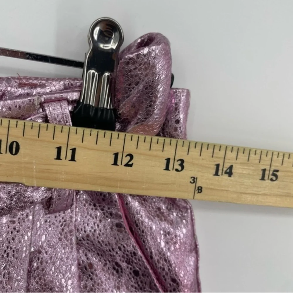 Pretty little‎ thing Pink Tie Waist Cracked Vinyl Crop Trousers